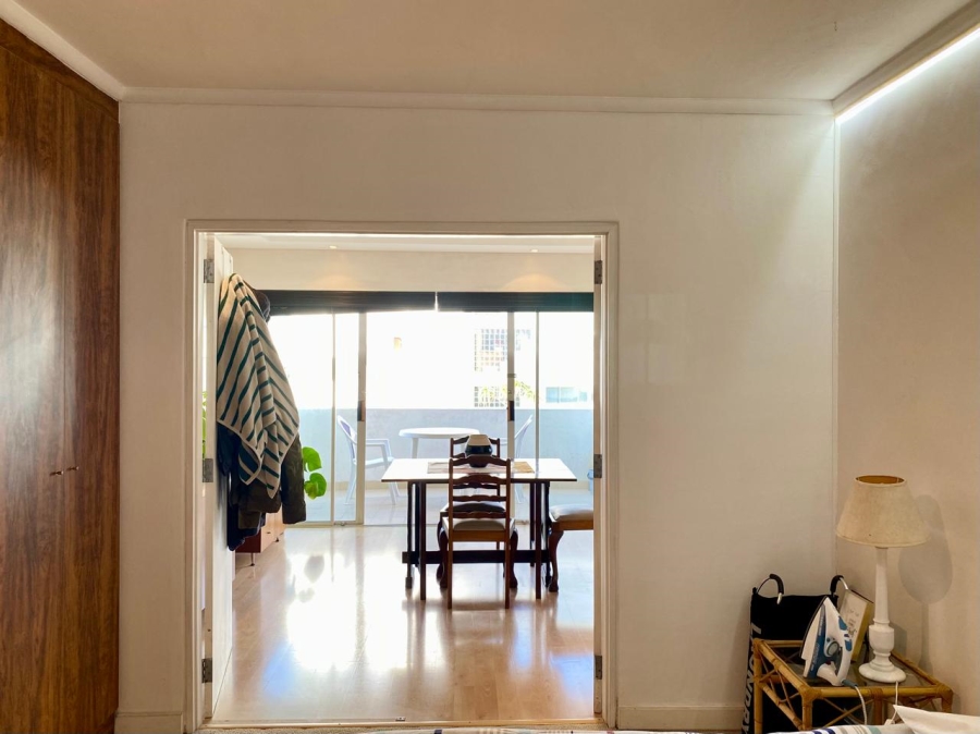 To Let 2 Bedroom Property for Rent in Sea Point Western Cape